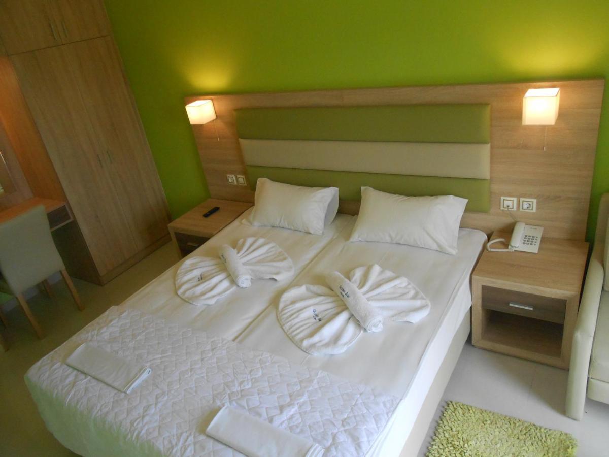 Aparthotel Golden Star à Nydri  Extérieur photo