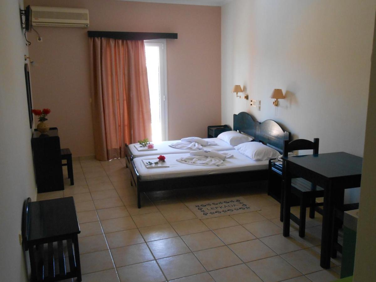 Aparthotel Golden Star à Nydri  Extérieur photo